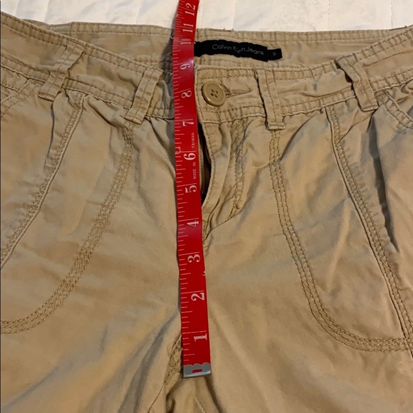 Calvin Klein Jeans Khaki Capris - Sz 6 - Picture 13 of 13